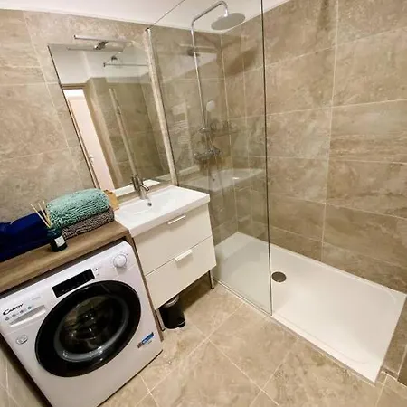 Apartment Grands En Bord De