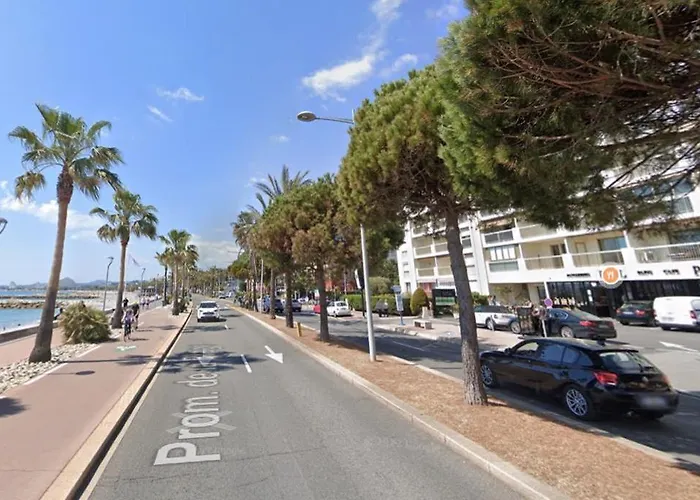 Grands En Bord De Apartament *